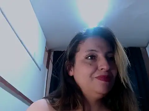 Snapshot of KENDRA-HONEY chatting on March 2026 01:40:02 PM KENDRA-HONEY online show from March 2026 01:40:02 PM