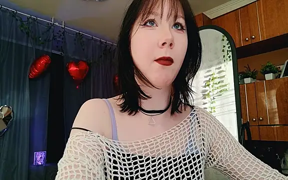 Snapshot of marty_bree chatting on March 2026 01:39:02 PM marty bree online show from March 2026 01:39:02 PM