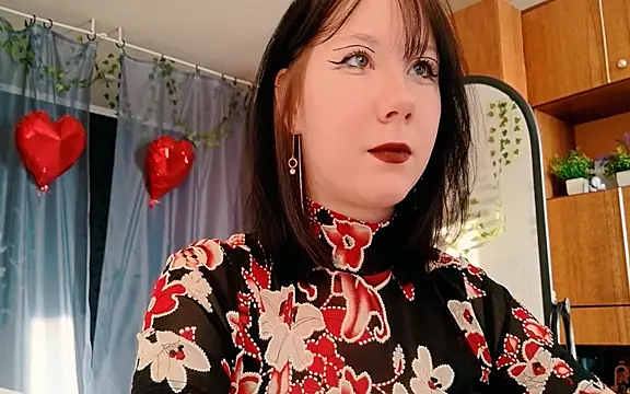 Snapshot of marty_bree chatting on March 2026 01:26:01 PM marty bree online show from March 2026 01:26:01 PM