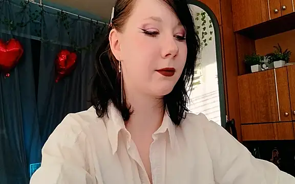 Snapshot of marty_bree chatting on March 2026 01:37:01 PM marty bree online show from March 2026 01:37:01 PM