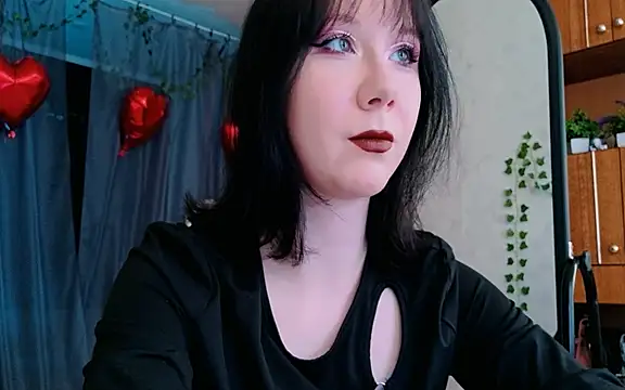 Snapshot of marty_bree chatting on March 2026 12:05:01 PM marty bree online show from March 2026 12:05:01 PM