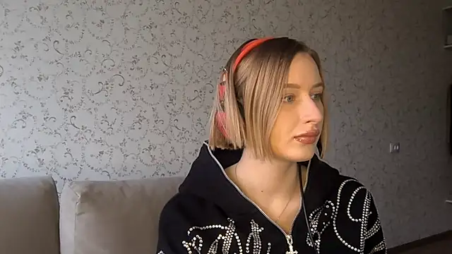 Snapshot of DeliciaBagnoli chatting on March 2026 02:20:01 PM DeliciaBagnoli online show from March 2026 02:20:01 PM