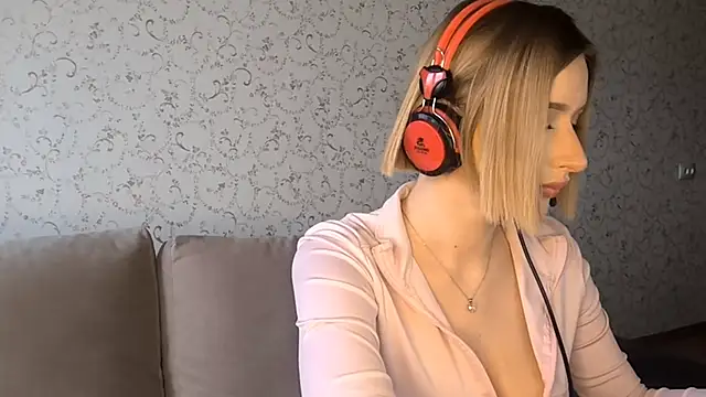 Snapshot of DeliciaBagnoli chatting on March 2026 01:59:01 PM DeliciaBagnoli online show from March 2026 01:59:01 PM