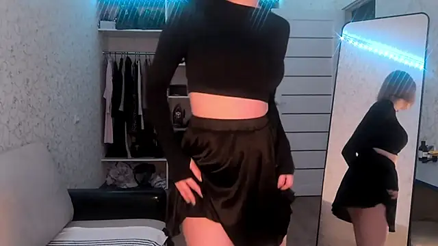 DeliciaBagnoli online show from May 2026 06:46:01 PM