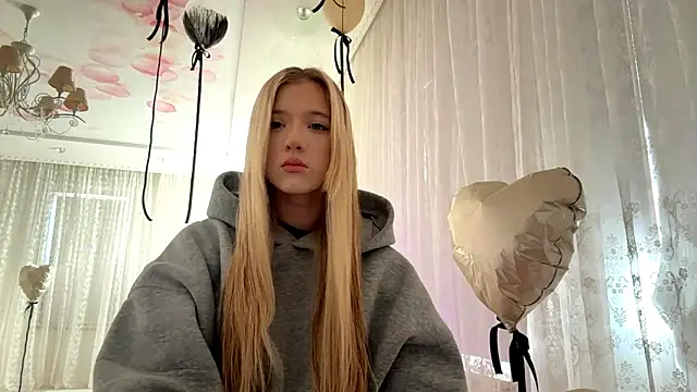 IvyArmbrister online show from March 2026 02:34:01 PM