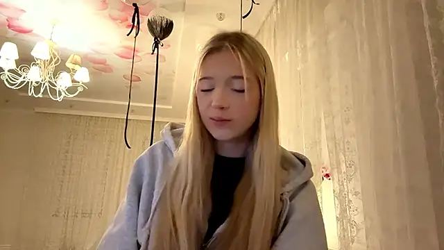 IvyArmbrister online show from March 2026 08:46:02 PM