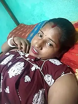 Snapshot of Your_deshibhabi25years chatting on May 2026 05:23:02 AM Your deshibhabi25years online show from May 2026 05:23:02 AM