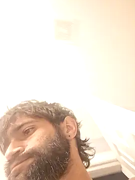 TrndSettr online show from February 2026 01:15:02 AM