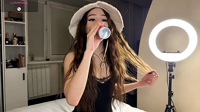 randiburt online show from March 2026 01:50:02 PM