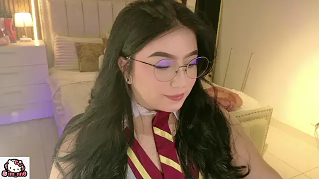 ninna sweet online show from April 2026 12:54:01 PM