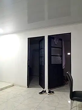 Cris18sexy online show from May 2026 12:21:02 PM
