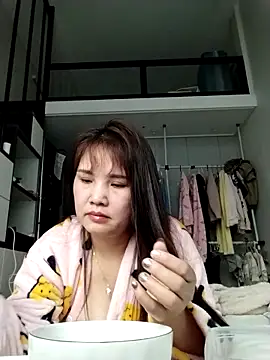 Snapshot of Coies_bidae chatting on March 2026 08:39:02 AM Coies bidae online show from March 2026 08:39:02 AM