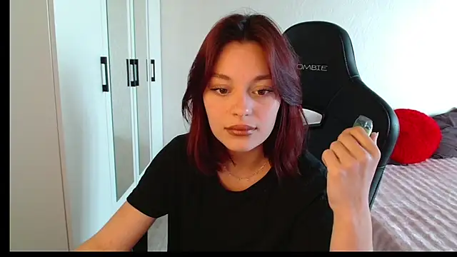 Snapshot of Eva_Avea chatting on March 2026 08:26:01 AM Eva Avea online show from March 2026 08:26:01 AM