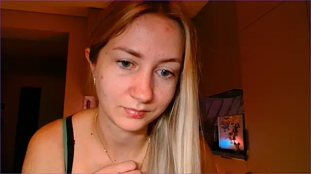 BluueSilk online show from December 2025 06:06:01 AM