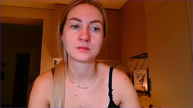 BluueSilk online show from December 2025 06:10:02 AM