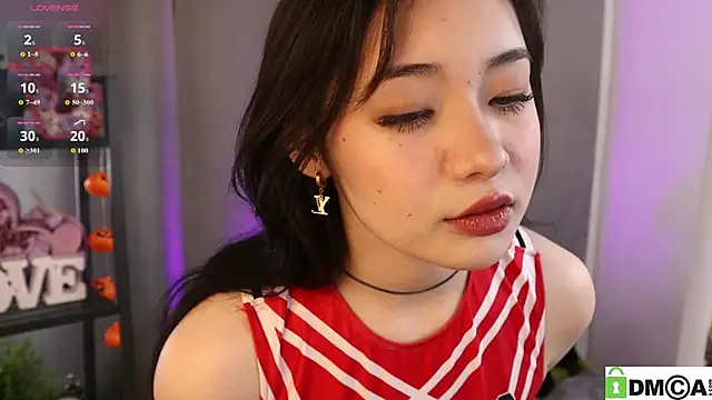 Noiry Vuvez online show from April 2026 08:04:02 PM