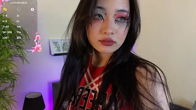 Noiry Vuvez online show from July 2026 08:03:01 PM