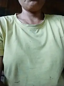 Snapshot of Tina-beo chatting on May 2026 01:00:01 AM Tina-beo online show from May 2026 01:00:01 AM
