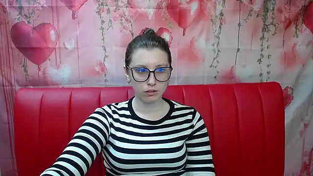LilianaShine online show from May 2026 05:02:02 AM