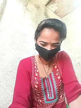 Snapshot of Sunali_Bendre chatting on March 2026 08:54:02 AM Sunali Bendre online show from March 2026 08:54:02 AM