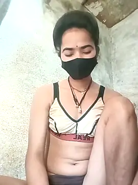 Snapshot of Sunali_Bendre chatting on March 2026 02:49:01 AM Sunali Bendre online show from March 2026 02:49:01 AM