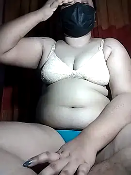 Snapshot of x_-hot chatting on April 2026 06:05:01 PM x -hot online show from April 2026 06:05:01 PM