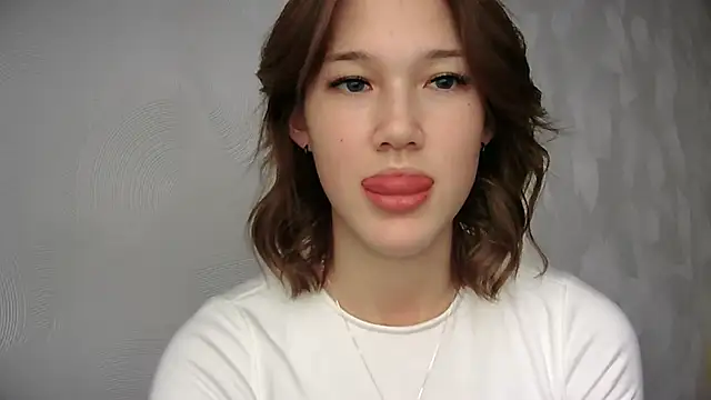 lilXdomiii online show from May 2026 10:33:01 AM