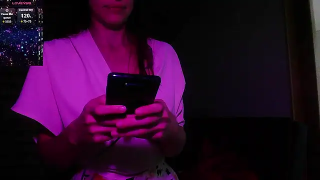 Snapshot of croquetita chatting on June 2026 09:03:01 AM croquetita online show from June 2026 09:03:01 AM