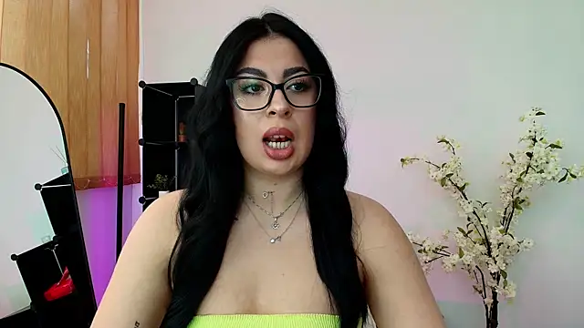 MissyScarlet online show from May 2026 02:12:01 PM