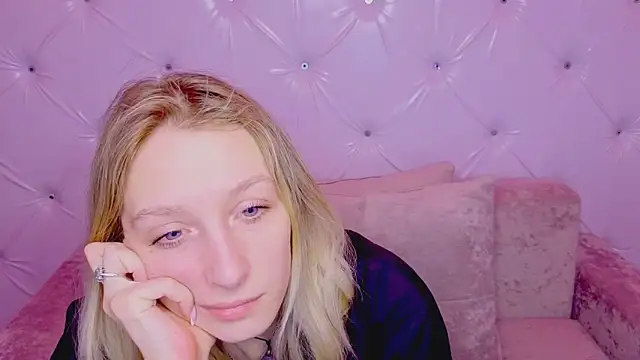 Akiro Kim7 online show from March 2026 03:56:02 AM