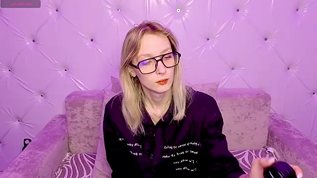 Akiro Kim7 online show from March 2026 01:54:02 AM