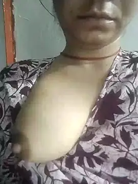 Snapshot of Julilodhi8695 chatting on April 2026 07:32:01 PM Julilodhi8695 online show from April 2026 07:32:01 PM