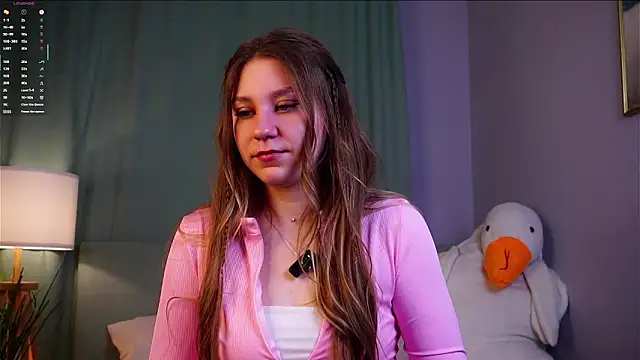 Snapshot of ShantellAngulo chatting on March 2026 01:33:02 AM ShantellAngulo online show from March 2026 01:33:02 AM