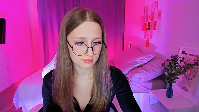 Snapshot of Vega_Taylor chatting on March 2026 03:30:02 AM Vega Taylor online show from March 2026 03:30:02 AM