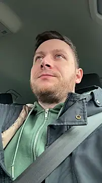 Snapshot of LubasOriginMen chatting on February 2026 11:50:01 AM LubasOriginMen online show from February 2026 11:50:01 AM