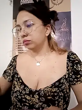 ISABELLA-24  online show from March 2026 12:21:02 PM