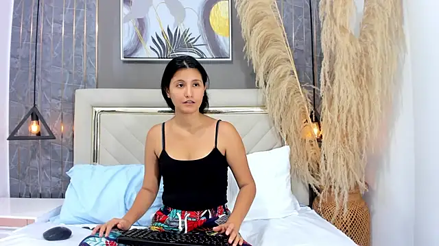 emma evanss   online show from March 2026 11:27:01 AM