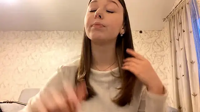 TenyWeesp online show from February 2026 02:32:01 PM