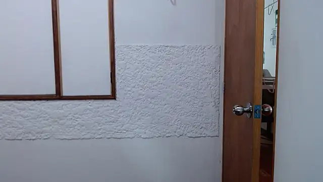 Snapshot of JulianaLopera1 chatting on February 2026 03:27:02 PM JulianaLopera1 online show from February 2026 03:27:02 PM