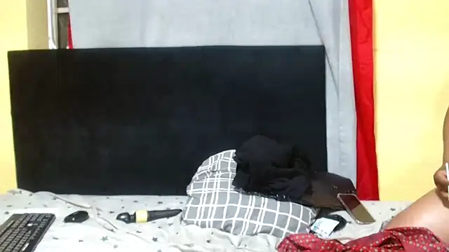 JinglynJuicy22 online show from March 2026 09:44:02 PM