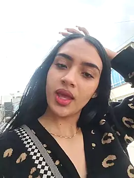 cynliu online show from April 2026 07:20:01 PM