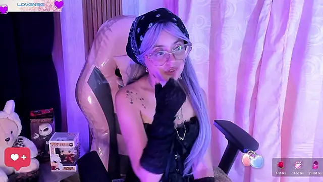 YukkyKuran  online show from February 2026 02:28:01 AM