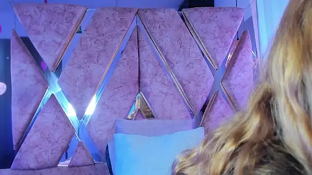 shantal cooper  online show from March 2026 07:10:02 PM