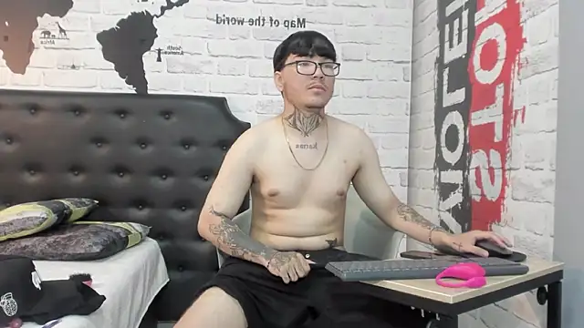 noah west19 online show from February 2026 12:42:02 PM