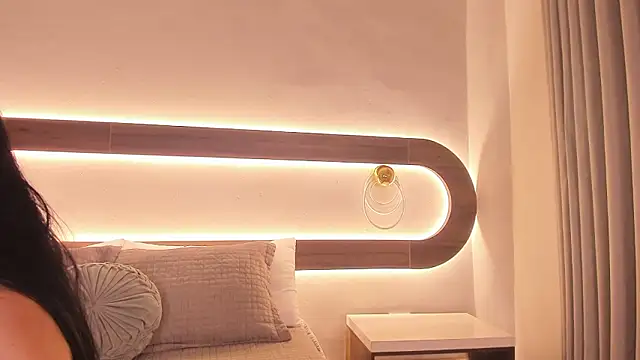 Snapshot of Violeta_sum chatting on February 2026 12:04:01 PM Violeta sum online show from February 2026 12:04:01 PM