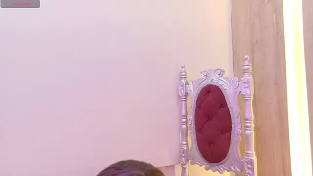 LeaneRous online show from February 2026 03:22:01 PM