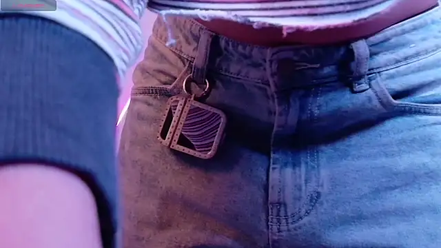 LeaneRous online show from February 2026 01:03:01 PM