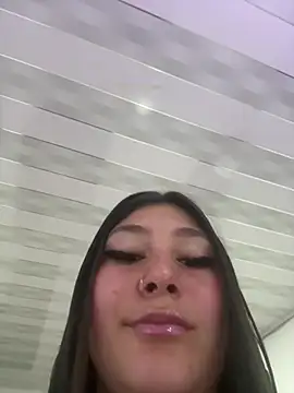 Dani Gwyneth online show from February 2026 01:09:01 AM