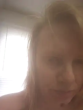 Snapshot of cutegirl1990 chatting on February 2026 03:50:01 PM cutegirl1990 online show from February 2026 03:50:01 PM