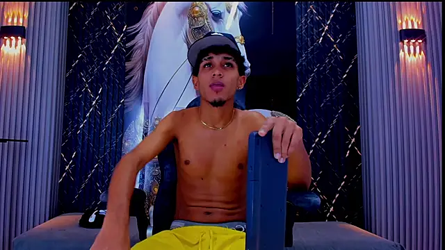 luis sex boy online show from January 2026 08:07:01 PM